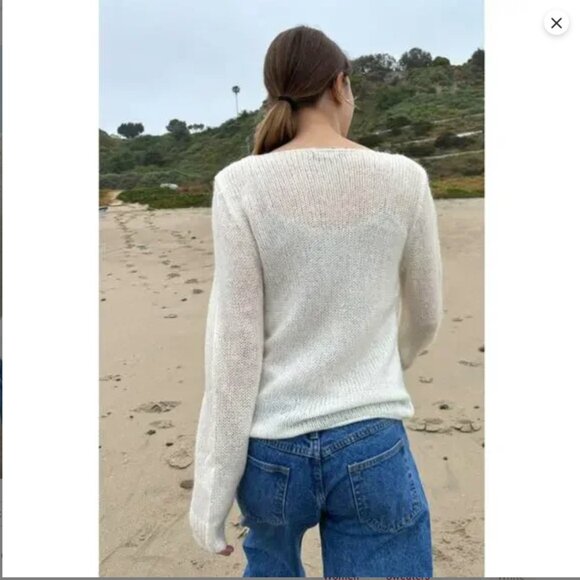 Brandy Melville mohair lightweight sweater one size fits most S NWT - Picture 3 of 7